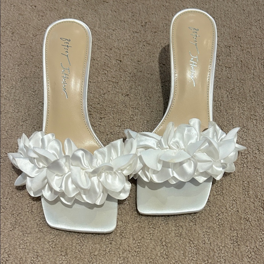 Betsey Johnson White Satin Floral Mules
